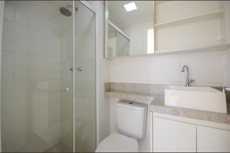 Apartamento para alugar com 38m², 2 quartos e 1 vaga Apartamento para alugar com 38m², 2 quartos e 1 vagaBanheiro
