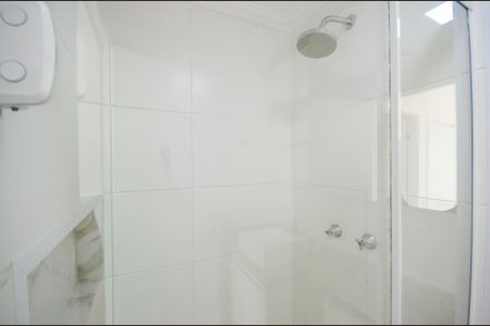 Apartamento para alugar com 38m², 2 quartos e 1 vaga Apartamento para alugar com 38m², 2 quartos e 1 vagaBanheiro
