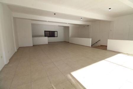 Studio para alugar com 170m², 1 quarto e 3 vagasSala / Quarto