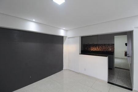 Sala de kitnet/studio para alugar com 1 quarto, 35m² em Jardim Felicidade, Belo Horizonte