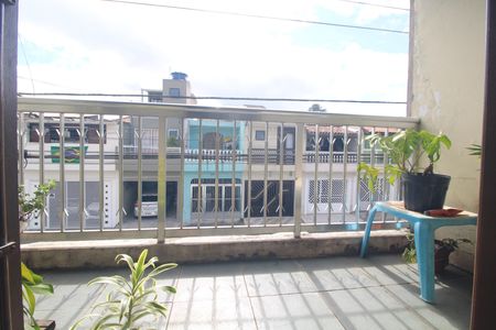 Casa de condomínio à venda com 100m², 3 quartos e 1 vagaQuarto 1 / sacada