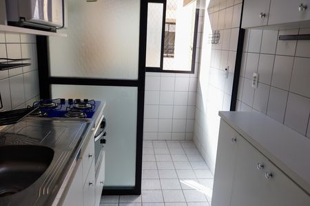 Apartamento à venda com 56m², 2 quartos e 1 vaga Apartamento à venda com 56m², 2 quartos e 1 vagaCozinha