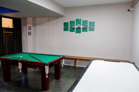 Apartamento à venda com 56m², 2 quartos e 1 vaga Apartamento à venda com 56m², 2 quartos e 1 vagaSala de Jogos