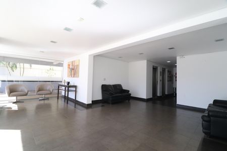 Apartamento para alugar com 83m², 3 quartos e 1 vagaHall social