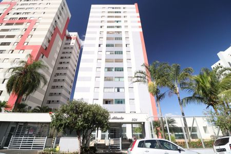 Fachada de apartamento para alugar com 3 quartos, 83m² em Osvaldo Rezende, Uberlândia