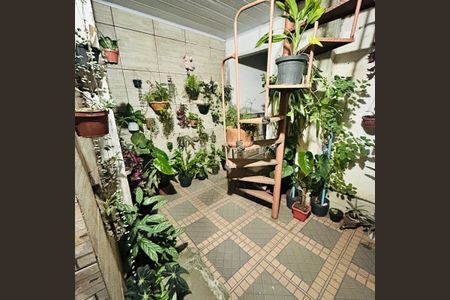 Área Externa de casa à venda com 3 quartos, 250m² em Jardim Sabara, São Paulo