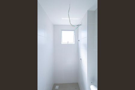 Apartamento à venda com 45m², 2 quartos e 1 vaga Apartamento à venda com 45m², 2 quartos e 1 vagaBanheiro