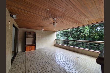 Apartamento para alugar com 143m², 3 quartos e 2 vagas