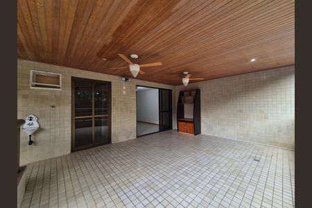 Apartamento para alugar com 143m², 3 quartos e 2 vagas