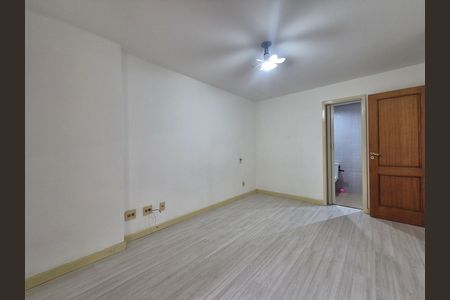 Apartamento para alugar com 143m², 3 quartos e 2 vagas