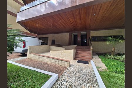 Apartamento para alugar com 143m², 3 quartos e 2 vagas