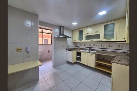 Apartamento para alugar com 143m², 3 quartos e 2 vagas
