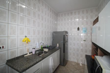 Apartamento à venda com 77m², 2 quartos e sem vagaCozinha