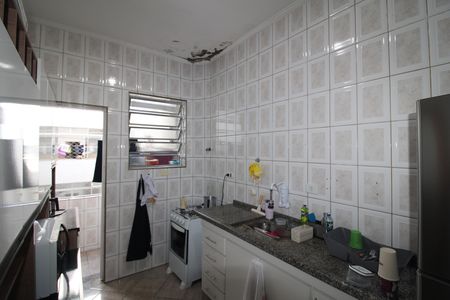 Apartamento à venda com 77m², 2 quartos e sem vagaCozinha