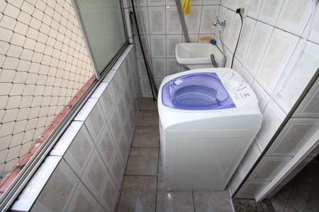 Apartamento à venda com 77m², 2 quartos e sem vagaÁrea de Serviço
