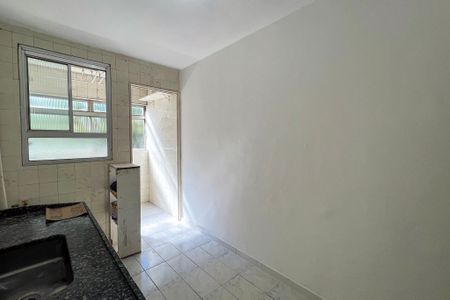 Cozinha de apartamento à venda com 2 quartos, 56m² em Vila Vermelha, São Paulo