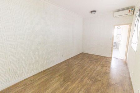 Suíte 2 de casa à venda com 3 quartos, 184m² em Vila Bertioga, São Paulo