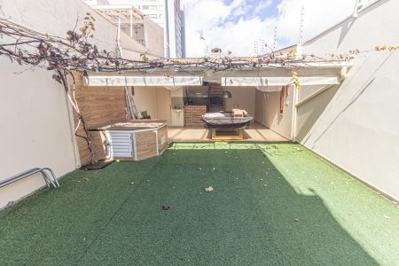 Quintal e Área Gourmet de casa à venda com 3 quartos, 184m² em Vila Bertioga, São Paulo