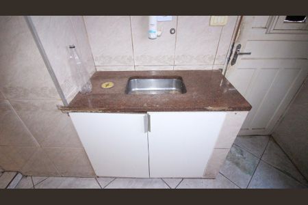 Cozinha de casa para alugar com 1 quarto, 33m² em Vila Ema, São Paulo