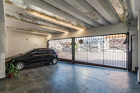 Garagem de casa para alugar com 3 quartos, 360m² em Sacoma, São Paulo