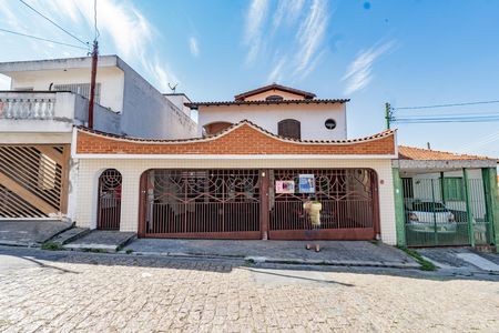 Fachada de casa para alugar com 3 quartos, 360m² em Sacoma, São Paulo