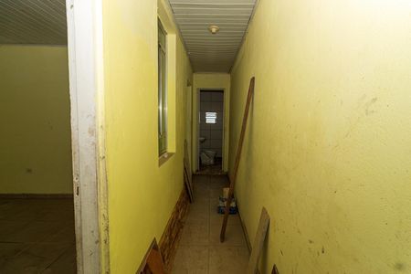 Corredor de casa para alugar com 3 quartos, 5m² em Jardim dos Manacas, São Paulo