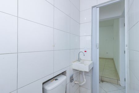Casa para alugar com 64m², 2 quartos e sem vaga Casa para alugar com 64m², 2 quartos e sem vagaBanheiro