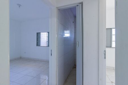 Casa para alugar com 64m², 2 quartos e sem vaga Casa para alugar com 64m², 2 quartos e sem vagaCorredor