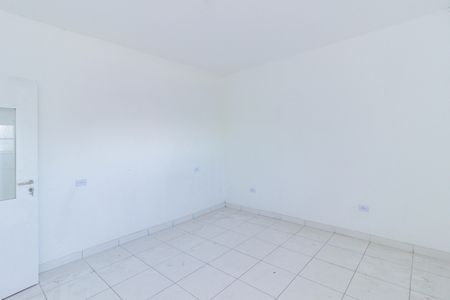 Quarto 1 de casa para alugar com 2 quartos, 64m² em Jardim Rincão, São Paulo