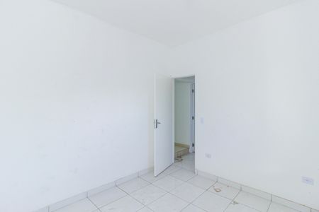 Quarto 2 de casa para alugar com 2 quartos, 64m² em Jardim Rincão, São Paulo