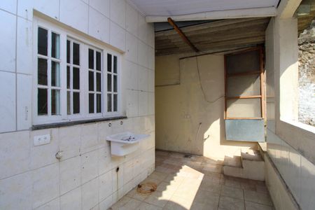 Área de Serviço de casa para alugar com 1 quarto, 85m² em Jardim Ouro Preto, Taboão da Serra