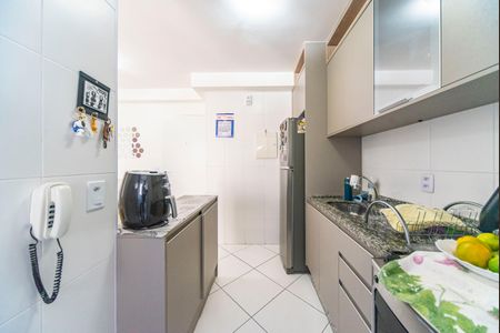 Cozinha  de apartamento para alugar com 1 quarto, 38m² em Santa Terezinha, Santo André