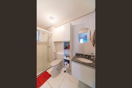 Banheiro  de apartamento para alugar com 1 quarto, 38m² em Santa Terezinha, Santo André