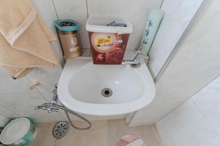 Apartamento à venda com 120m², 2 quartos e sem vaga Apartamento à venda com 120m², 2 quartos e sem vagaBanheiro de serviço
