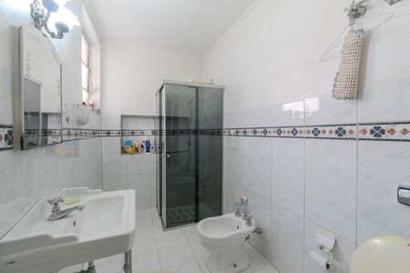 Apartamento à venda com 120m², 2 quartos e sem vaga Apartamento à venda com 120m², 2 quartos e sem vagaBanheiro