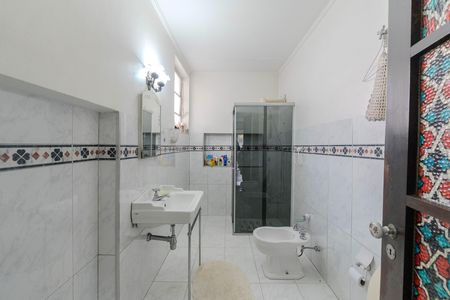 Apartamento à venda com 120m², 2 quartos e sem vaga Apartamento à venda com 120m², 2 quartos e sem vagaBanheiro