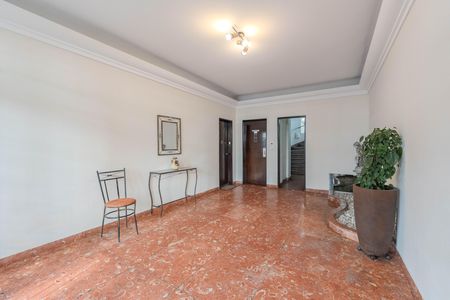 Apartamento à venda com 120m², 2 quartos e sem vaga Apartamento à venda com 120m², 2 quartos e sem vagaHall de entrada