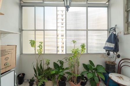 Apartamento à venda com 120m², 2 quartos e sem vaga Apartamento à venda com 120m², 2 quartos e sem vagaSacada