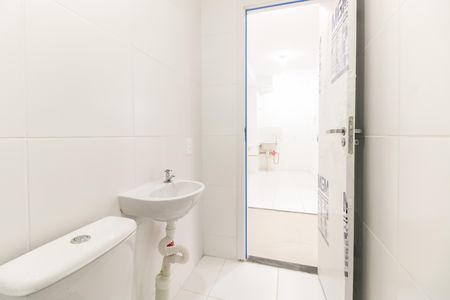 Apartamento para alugar com 33m², 2 quartos e sem vaga Apartamento para alugar com 33m², 2 quartos e sem vagaBanheiro