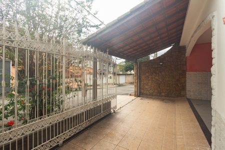 Quintal de casa para alugar com 4 quartos, 180m² em Campo Grande, Rio de Janeiro