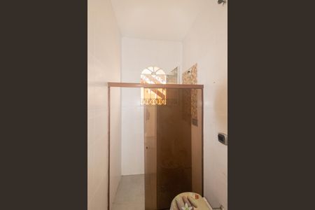 Casa para alugar com 180m², 4 quartos e 1 vaga Casa para alugar com 180m², 4 quartos e 1 vagaBanheiro social