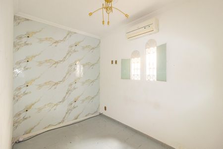 Casa para alugar com 180m², 4 quartos e 1 vaga Casa para alugar com 180m², 4 quartos e 1 vagaQuarto 4