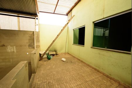 Casa para alugar com 263m², 3 quartos e 2 vagas Casa para alugar com 263m², 3 quartos e 2 vagasVaranda