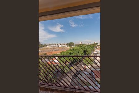 Sacada da Sala de apartamento para alugar com 3 quartos, 90m² em Jardim Campos Eliseos, Campinas