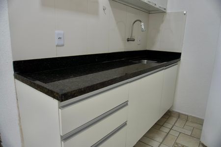 Kitnet/Studio para alugar com 1 quarto, 30m² em João Pinheiro, Belo Horizonte