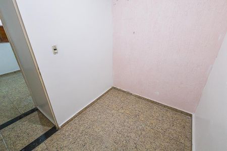 Casa de condomínio para alugar com 149m², 5 quartos e 1 vaga Casa de condomínio para alugar com 149m², 5 quartos e 1 vagaQuarto 1