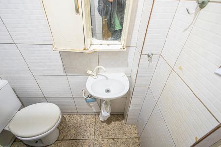 Banheiro de casa de condomínio à venda com 5 quartos, 149m² em Jaqueline, Belo Horizonte