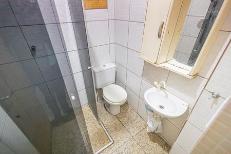 Casa de condomínio para alugar com 149m², 5 quartos e 1 vaga Casa de condomínio para alugar com 149m², 5 quartos e 1 vagaBanheiro