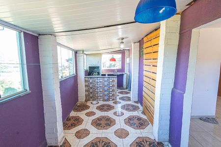 Casa de condomínio para alugar com 149m², 5 quartos e 1 vaga Casa de condomínio para alugar com 149m², 5 quartos e 1 vagaVaranda