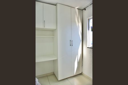 Quarto - Armários de kitnet/studio para alugar com 1 quarto, 30m² em João Pinheiro, Belo Horizonte